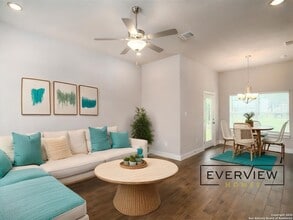 109 High Dr in Spring Branch, TX - Building Photo - Building Photo