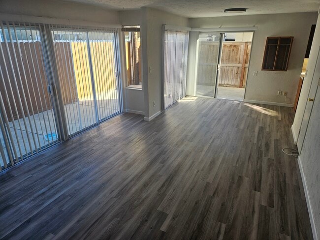 289 Melrose Dr in Oxnard, CA - Building Photo - Building Photo