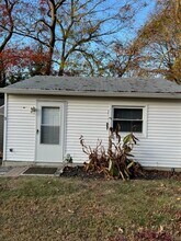 107 Berkshire Dr in Farmingville, NY - Foto de edificio - Building Photo