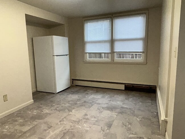 2833 3rd Ave SE in Cedar Rapids, IA - Building Photo - Building Photo