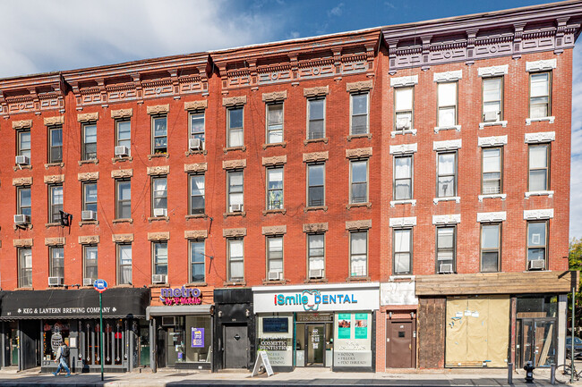 99 Nassau Ave in Brooklyn, NY - Building Photo - Building Photo