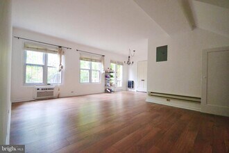 3678 Gunston Rd in Alexandria, VA - Building Photo - Building Photo