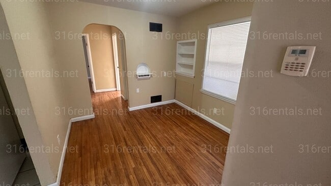 1248 N Volutsia in Wichita, KS - Building Photo - Building Photo