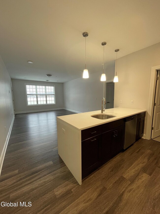 130 Excelsior Ave in Saratoga Springs, NY - Building Photo - Building Photo