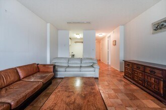 7002 JFK Blvd E in West New York, NJ - Building Photo - Building Photo
