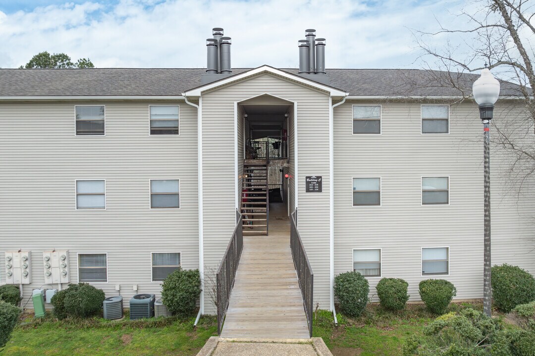 Ridgewood in Hot Springs National Park, AR - Foto de edificio