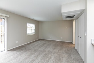 Market Mohawk Apartments in Columbus, OH - Foto de edificio - Building Photo