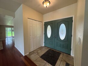 15928 N Umpqua Hwy in Roseburg, OR - Building Photo - Building Photo