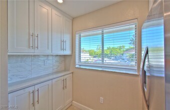 2360 Naples Trace Cir in Naples, FL - Building Photo - Building Photo