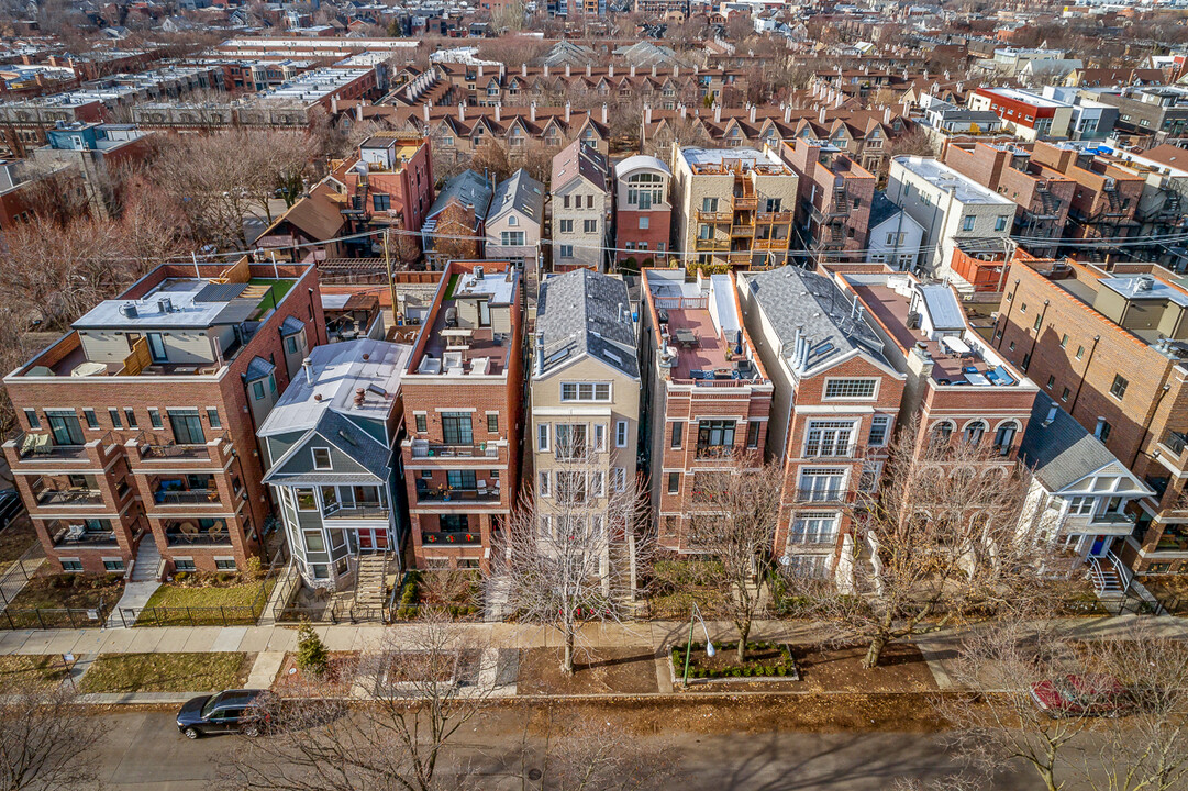 2653-2743 N Wayne Ave in Chicago, IL - Building Photo