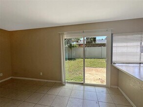 411 McKinley St in Cedar Hill, TX - Building Photo - Building Photo