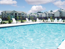 Fairfax Crossing Apartments in North Little Rock, AR - Building Photo