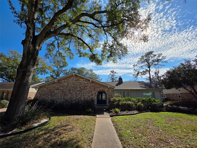 property at 11219 Valley Spring Dr