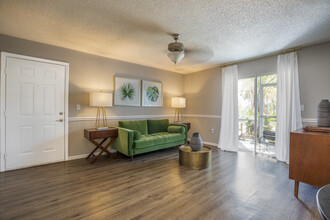 Reserve at Lakeland Apartment Homes in Lakeland, FL - Foto de edificio - Building Photo