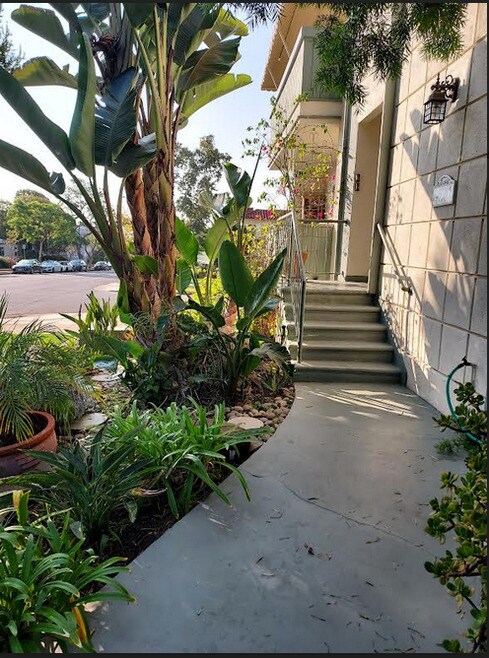 960 17th Street - Apt 2 in Santa Monica, CA - Building Photo