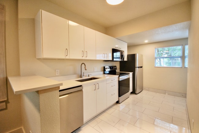 616 E Pine St in Orlando, FL - Building Photo - Building Photo