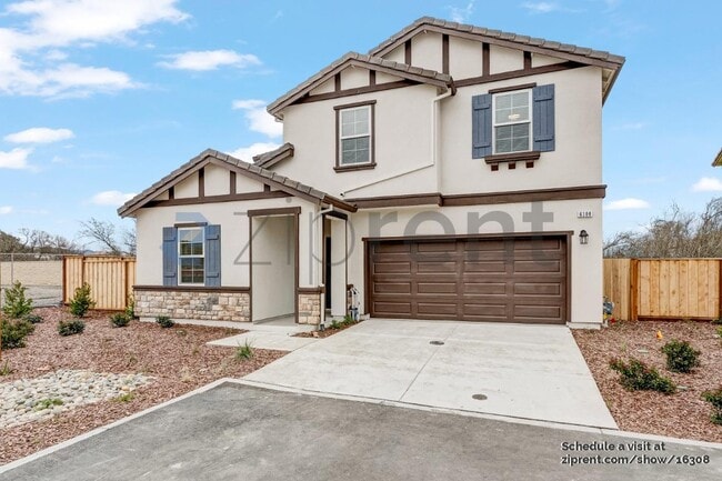 6100 Oak Leaf Pl