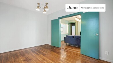 Private bedroom in 4 bed/1 bath Home in New York, NY - Building Photo - Building Photo