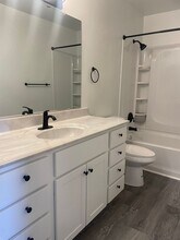 6491 Carefree Ln in Hollins, VA - Foto de edificio - Building Photo