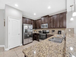 8215 Roseville Blvd in Davenport, FL - Building Photo - Building Photo