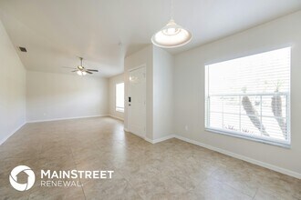 4683 Oakley Rd in North Port, FL - Foto de edificio - Building Photo