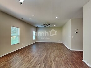 15 Bevington Ct in Clayton, NC - Foto de edificio - Building Photo