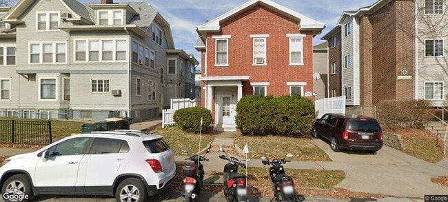 110 E Bloomington St, Unit 110 E. Bloomington #3