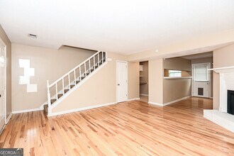 5105 Afton Way in Smyrna, GA - Building Photo - Building Photo