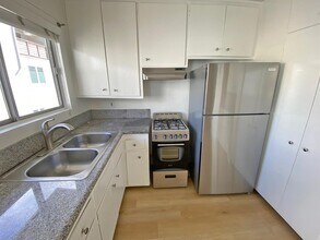 3806 Pacific Ave in Los Angeles, CA - Building Photo - Building Photo