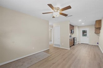 2801 Skyline Dr in Fort Worth, TX - Building Photo - Building Photo