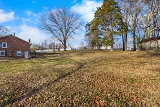 193 Ussery Rd in Clarksville, TN - Building Photo - Building Photo