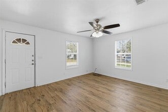 920 W Ford St in Denison, TX - Building Photo - Building Photo