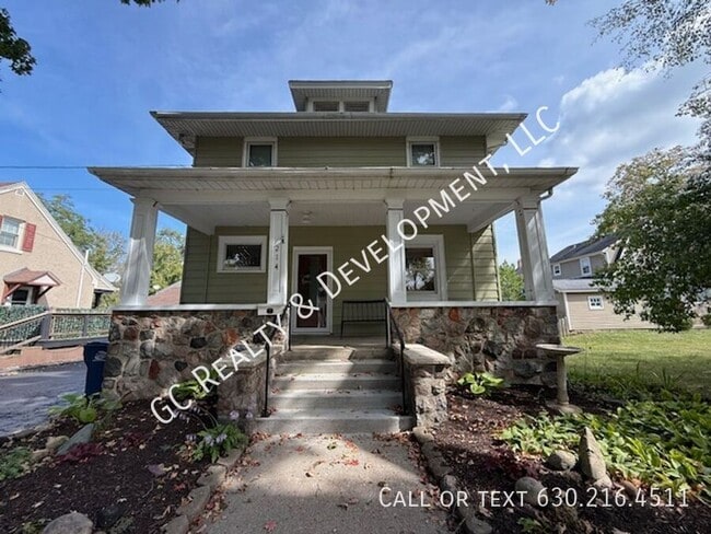 property at 212-214 N 4th Ave
