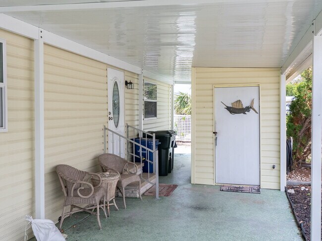 603 Locarno Dr in Venice, FL - Building Photo - Building Photo