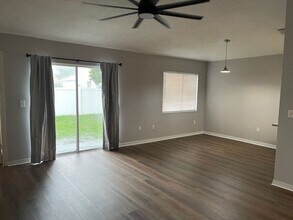 1418 Birchstone Ave in Brandon, FL - Building Photo - Building Photo