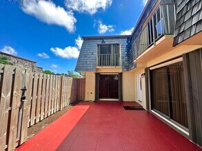 63 Lake Arbor Dr in Palm Springs, FL - Building Photo - Building Photo