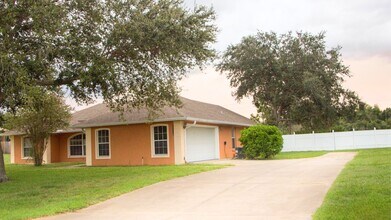 11649 Audubond Ln in Clermont, FL - Building Photo - Building Photo