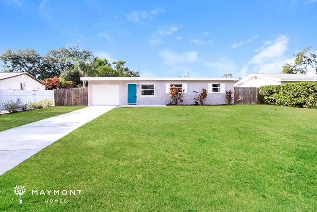 property at 1752 Evans Dr