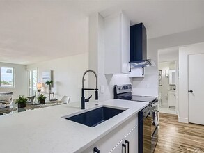 1200 Emerson St in Denver, CO - Building Photo - Building Photo