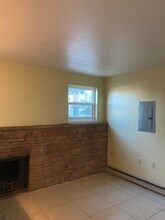 4803 Aurora Ave N in Seattle, WA - Building Photo - Building Photo