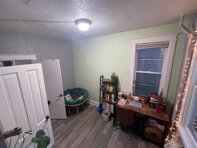 1725 W 1st St in Duluth, MN - Building Photo - Building Photo