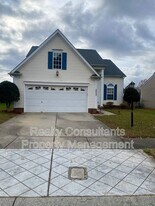 3823 Thomas Ridge Dr in Charlotte, NC - Building Photo