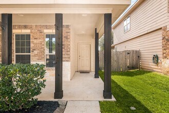 11429 W Woodmark, Unit 3301 in Conroe, TX - Building Photo - Building Photo