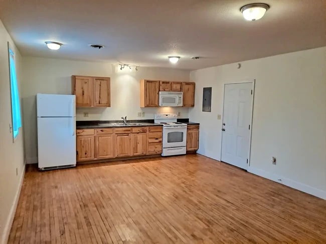 103 E 5th St, Unit #2