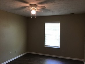 19 Pond Ln in Amelia, OH - Building Photo - Building Photo