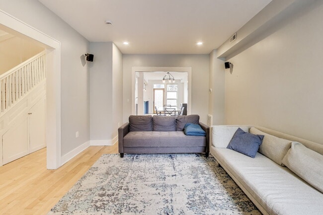 646 Keefer Pl NW in Washington, DC - Building Photo - Building Photo