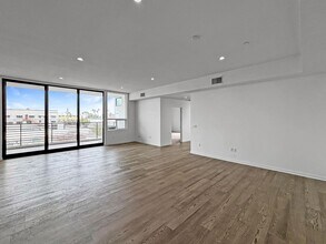 3047 N Park Way in San Diego, CA - Building Photo - Building Photo