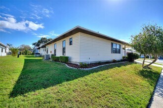 3203 Bear Creek Ln in Lakeland, FL - Building Photo - Building Photo