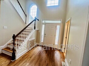 96 Lamplighter Way in Spring Lake, NC - Building Photo - Building Photo