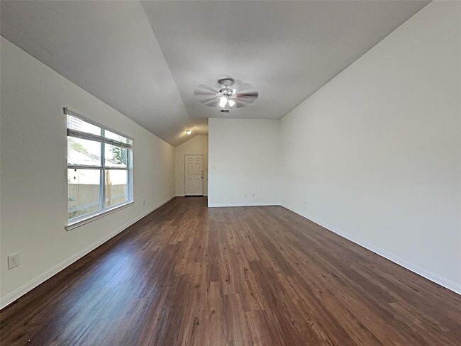 2502 Bammelwood Dr photo'